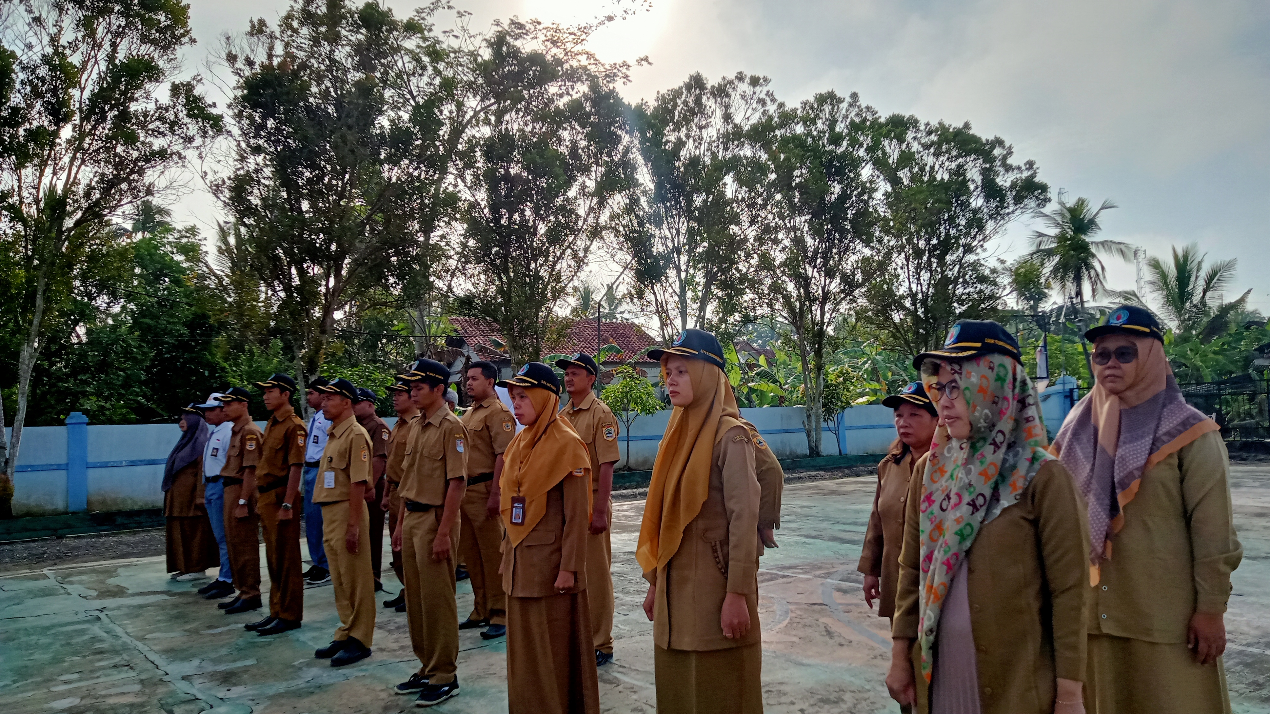 SMA Negeri 1 Patimuan Gelar Upacara Peringatan Hari Ibu ke-97 Tahun 2025 SMA Negeri 1 Patimuan Gelar Upacara Peringatan Hari Ibu ke-97 Tahun 2025