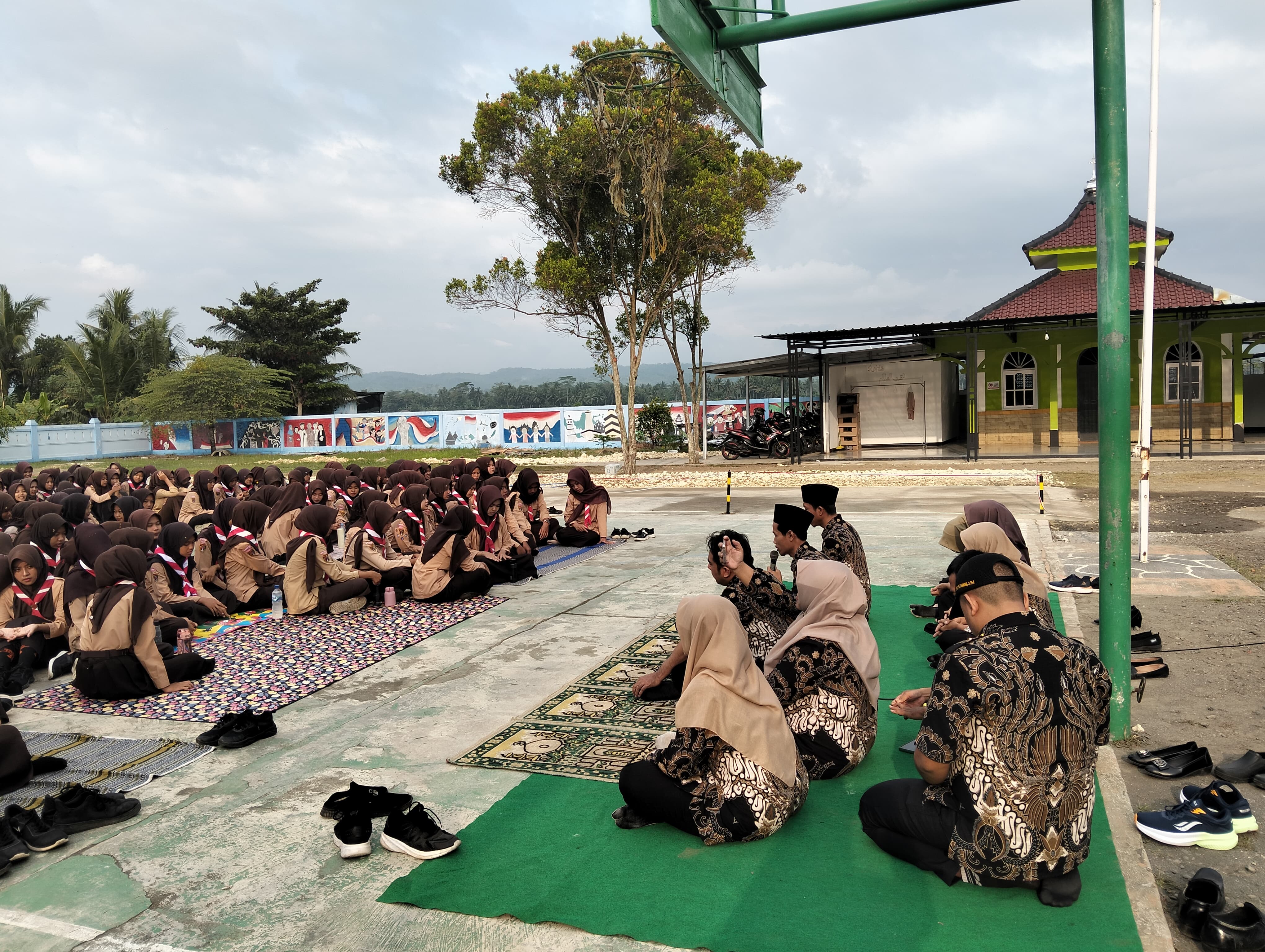 Program KOKURIKULER - SMA Negeri 1 Patimuan Program KOKURIKULER - SMA Negeri 1 Patimuan