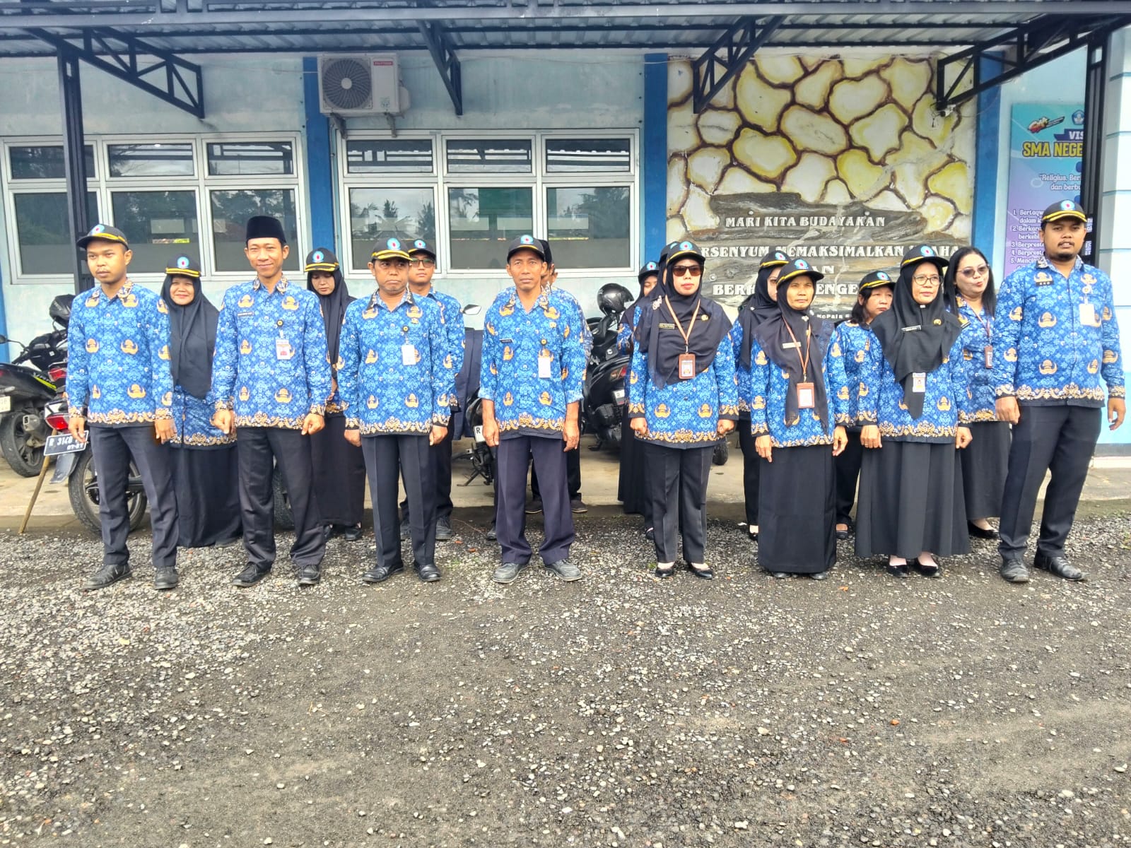 Upacara Peringatan Hari Pahlawan Tahun 2025 Upacara Peringatan Hari Pahlawan Tahun 2025