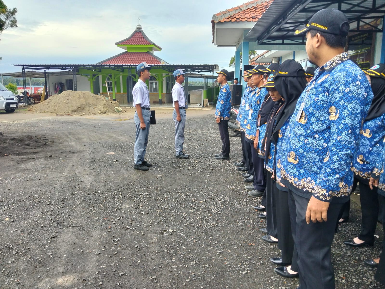 Upacara Peringatan Hari Pahlawan Tahun 2025 Upacara Peringatan Hari Pahlawan Tahun 2025