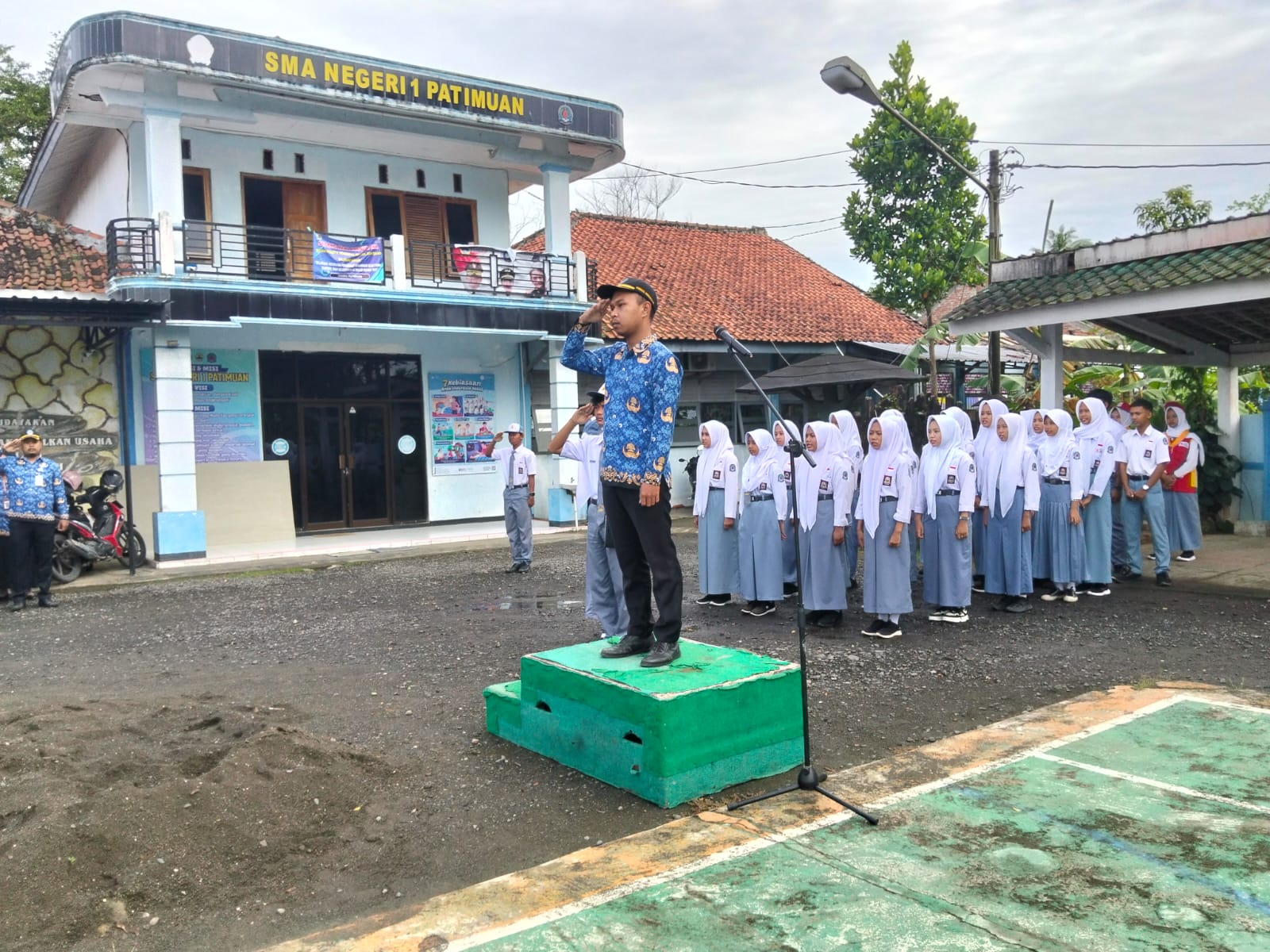 Upacara Peringatan Hari Pahlawan Tahun 2025 Upacara Peringatan Hari Pahlawan Tahun 2025