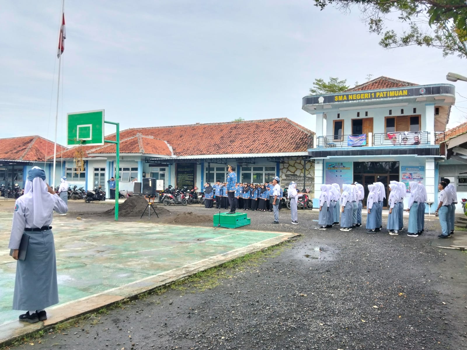 Upacara Peringatan Hari Pahlawan Tahun 2025 Upacara Peringatan Hari Pahlawan Tahun 2025